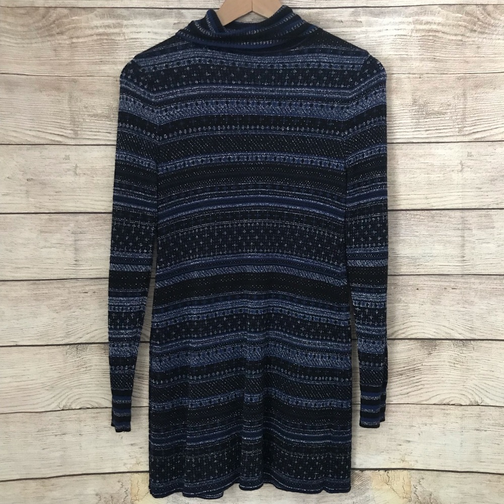 White House Black Market Turtleneck Sweater